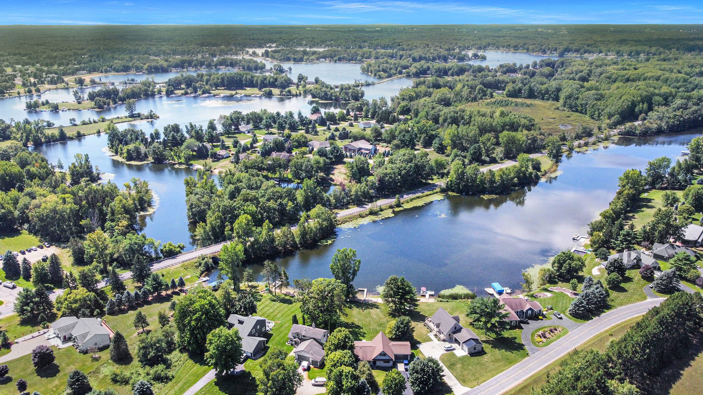 Canadian Lakes, MI 49346,10225 105th Avenue