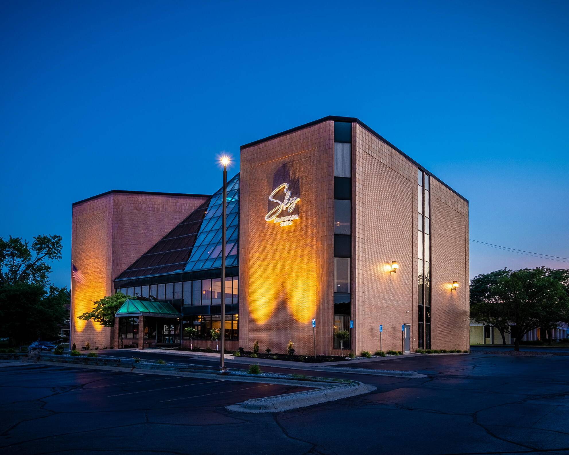 Jackson, MI 49201,300 W Washington Avenue #270