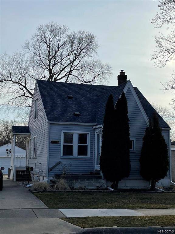 Saint Clair Shores, MI 48081,21718 BON BRAE Street