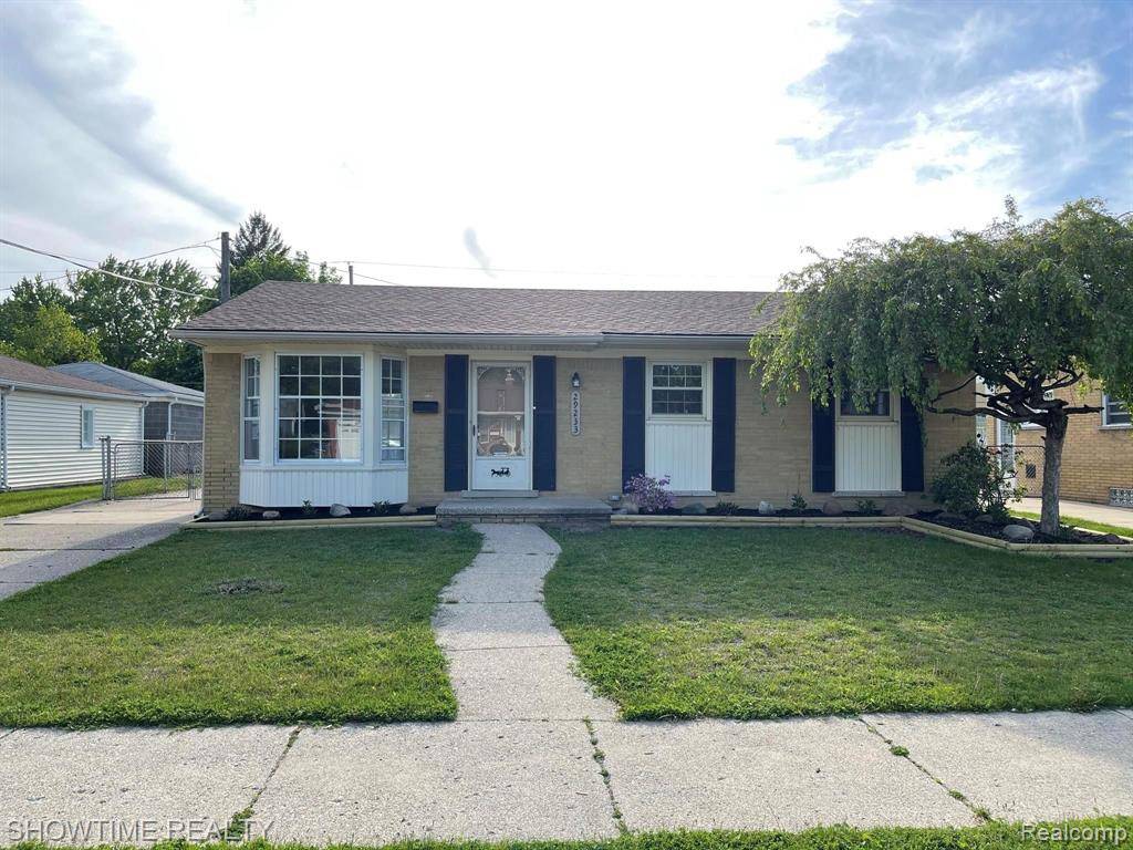 Warren, MI 48088,29233 DOVER Avenue