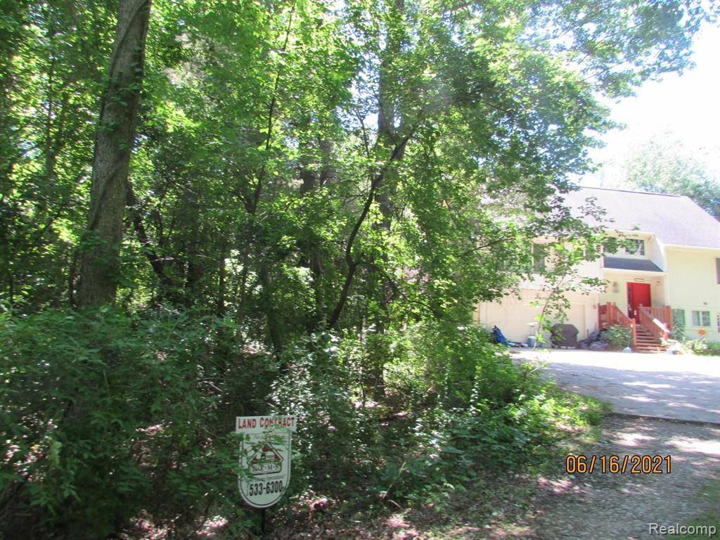 Brighton, MI 48116,000 Garland Avenue