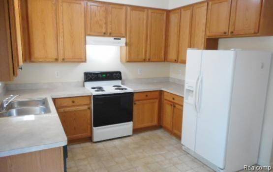 Canton, MI 48188,2059 Preserve E Circle