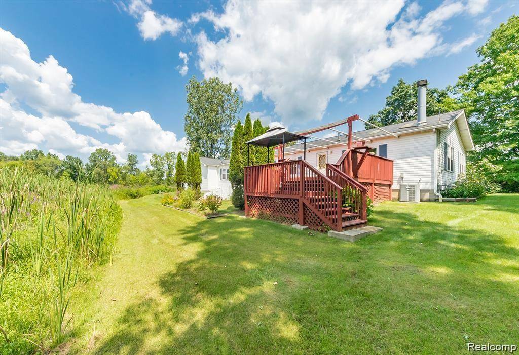 Howell, MI 48843,5854 N Bentley Lake Road