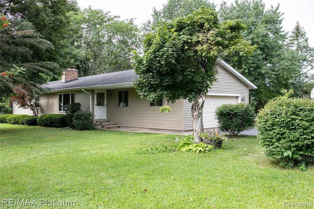 Brighton, MI 48116,9058 ROBERT BURKE Drive
