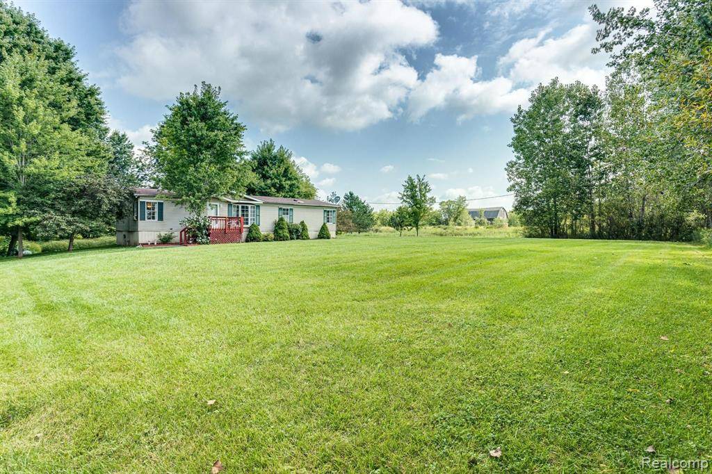 Lapeer, MI 48444,8925 PETZ Road
