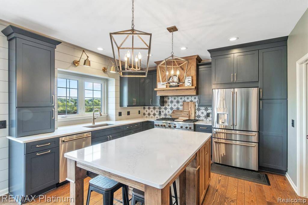 Howell, MI 48843,4093 LANDON Court