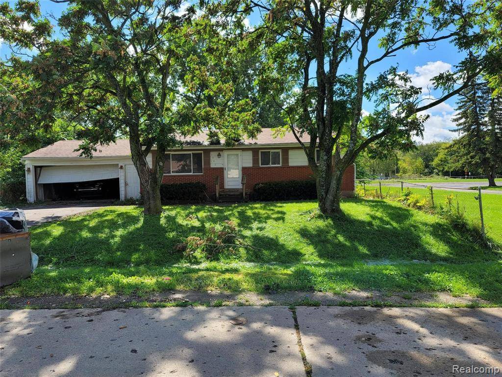 Flint, MI 48504,3383 WINDLAND Drive