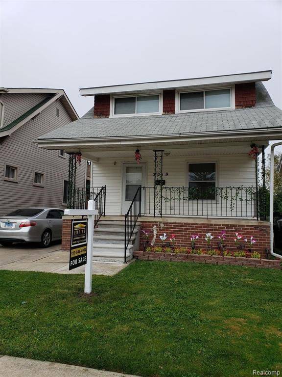 Dearborn, MI 48126,5219 MAPLE Street