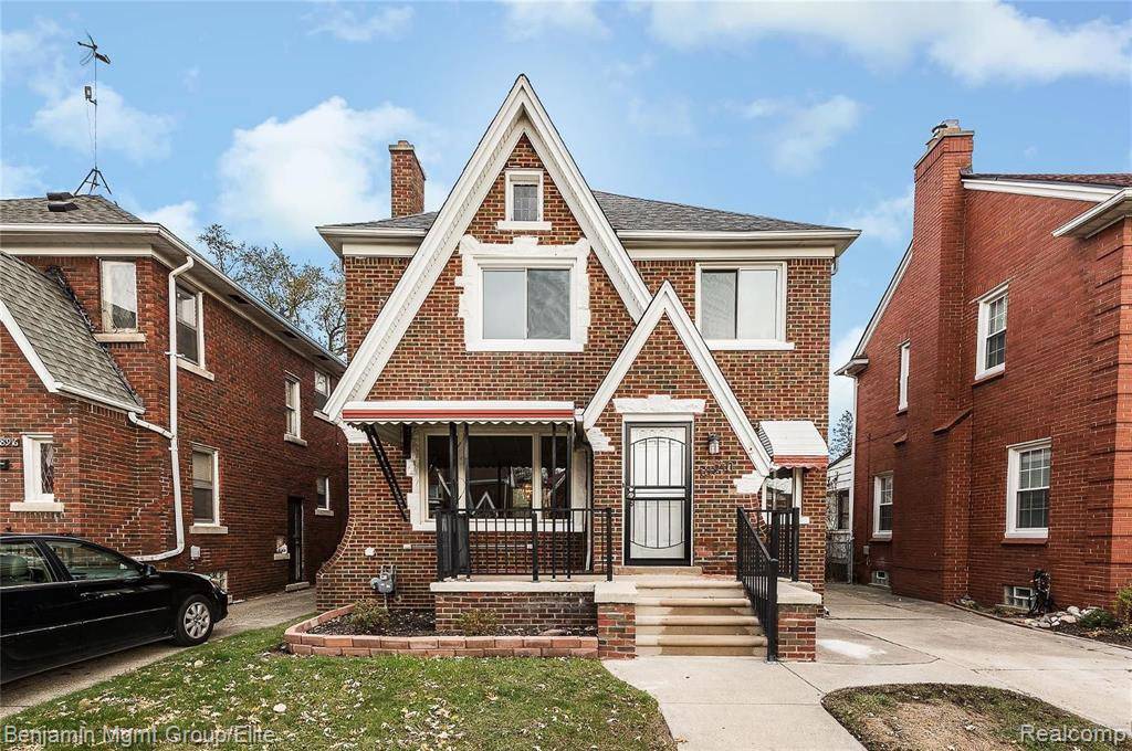 Detroit, MI 48221,18910 PENNINGTON Drive