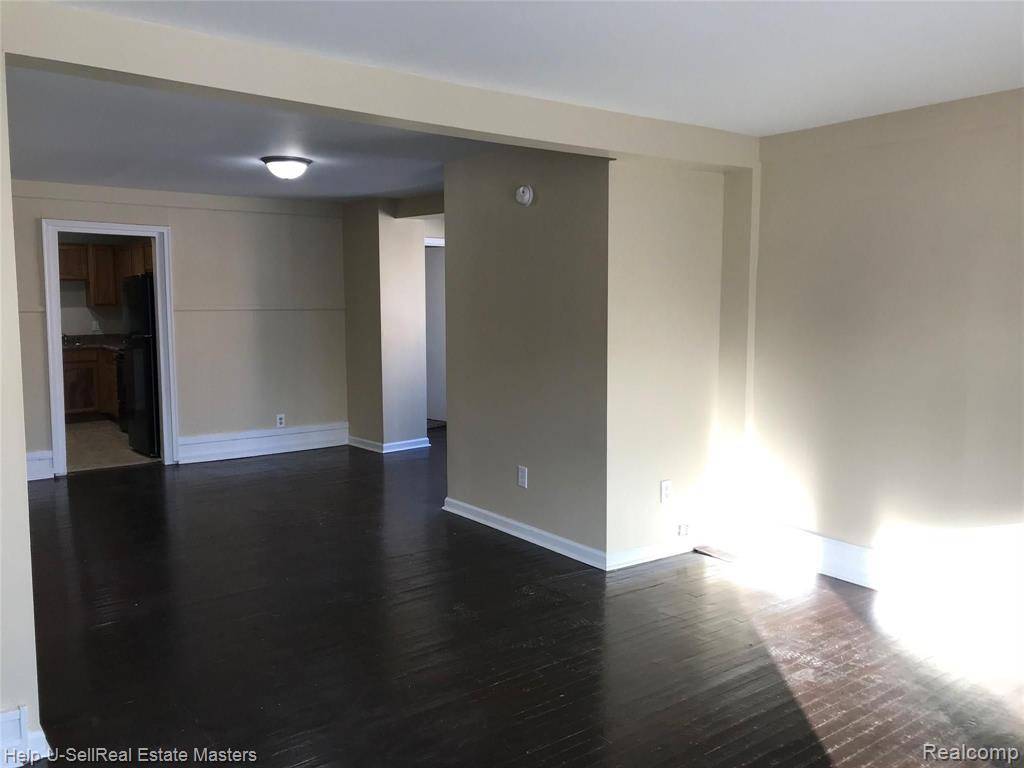 Port Huron, MI 48060,919 COURT Street