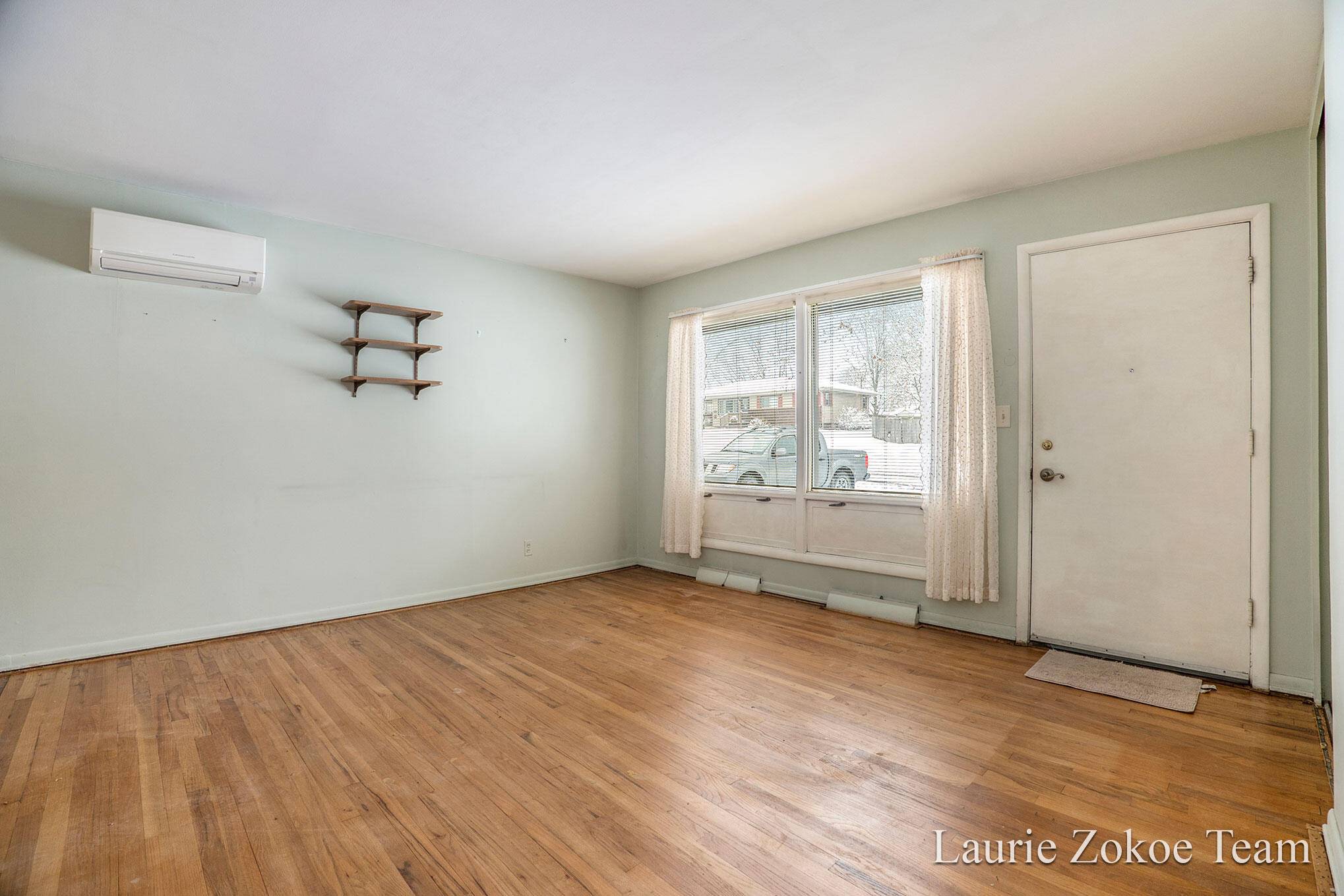 Grand Rapids, MI 49505,1930 Carlton NE Avenue