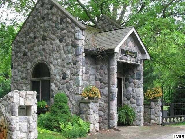 Jackson, MI 49201,41 Sanctuary Drive