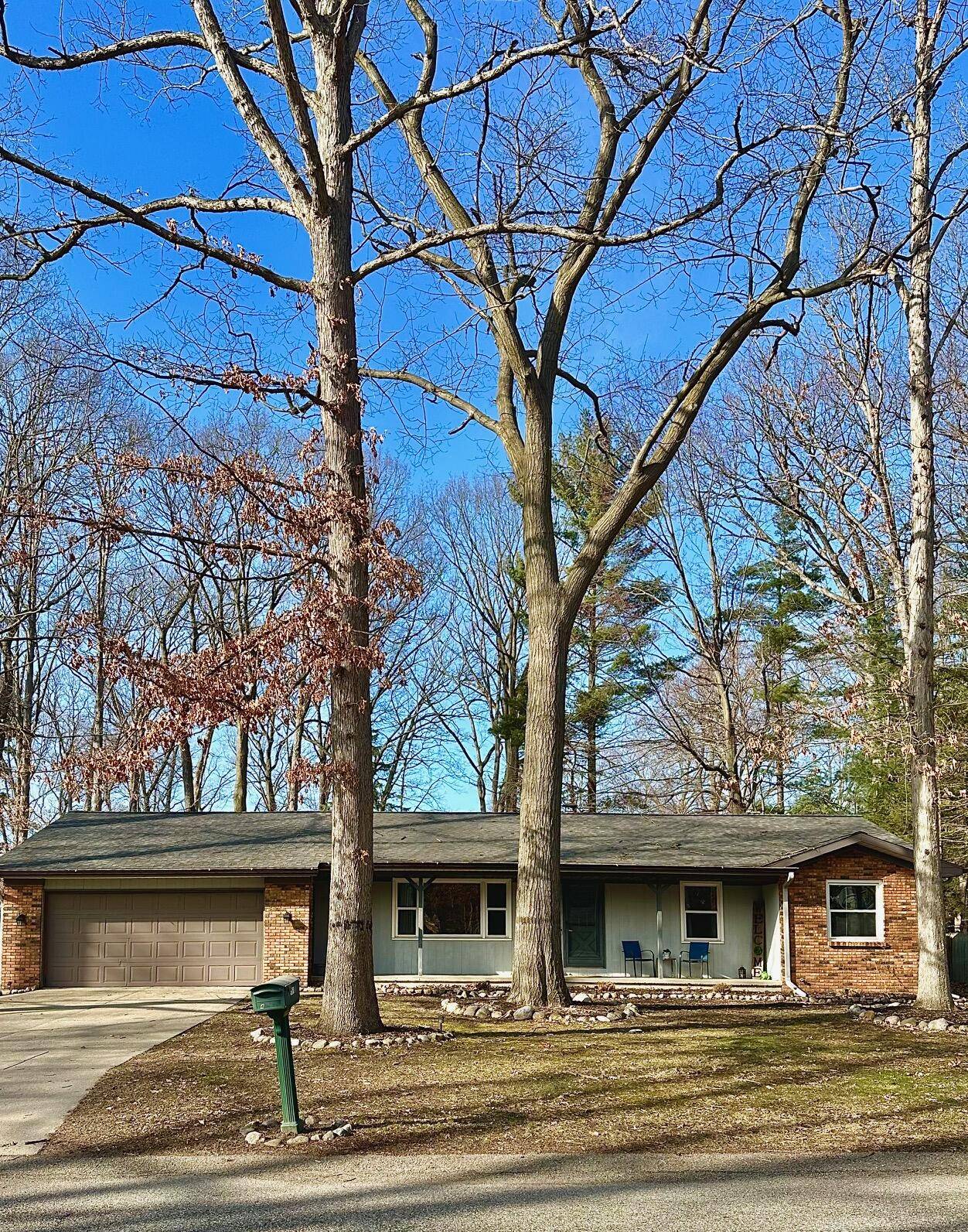 Hudsonville, MI 49426,4261 Crestlane Drive