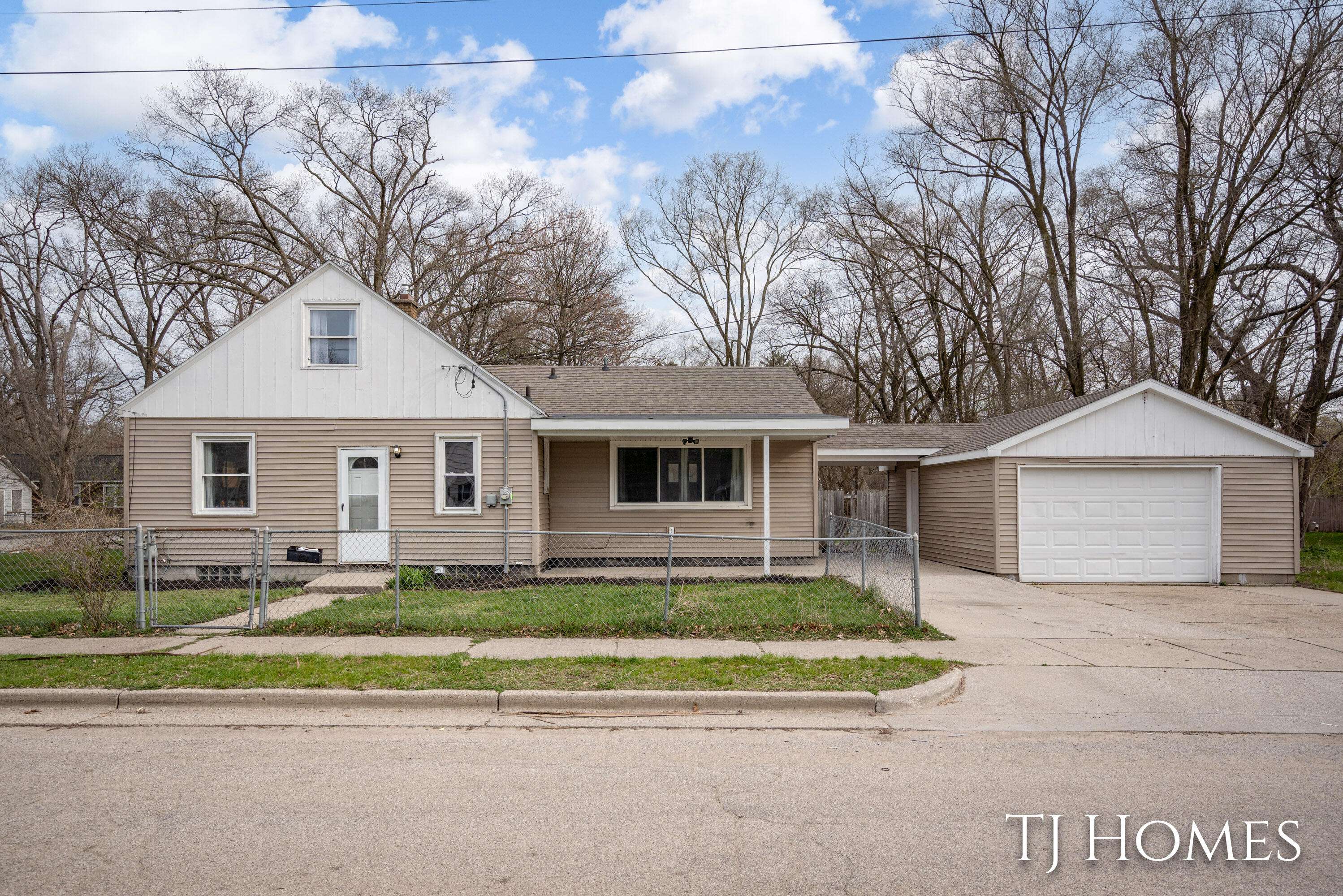 Muskegon Heights, MI 49444,3136 9th Street