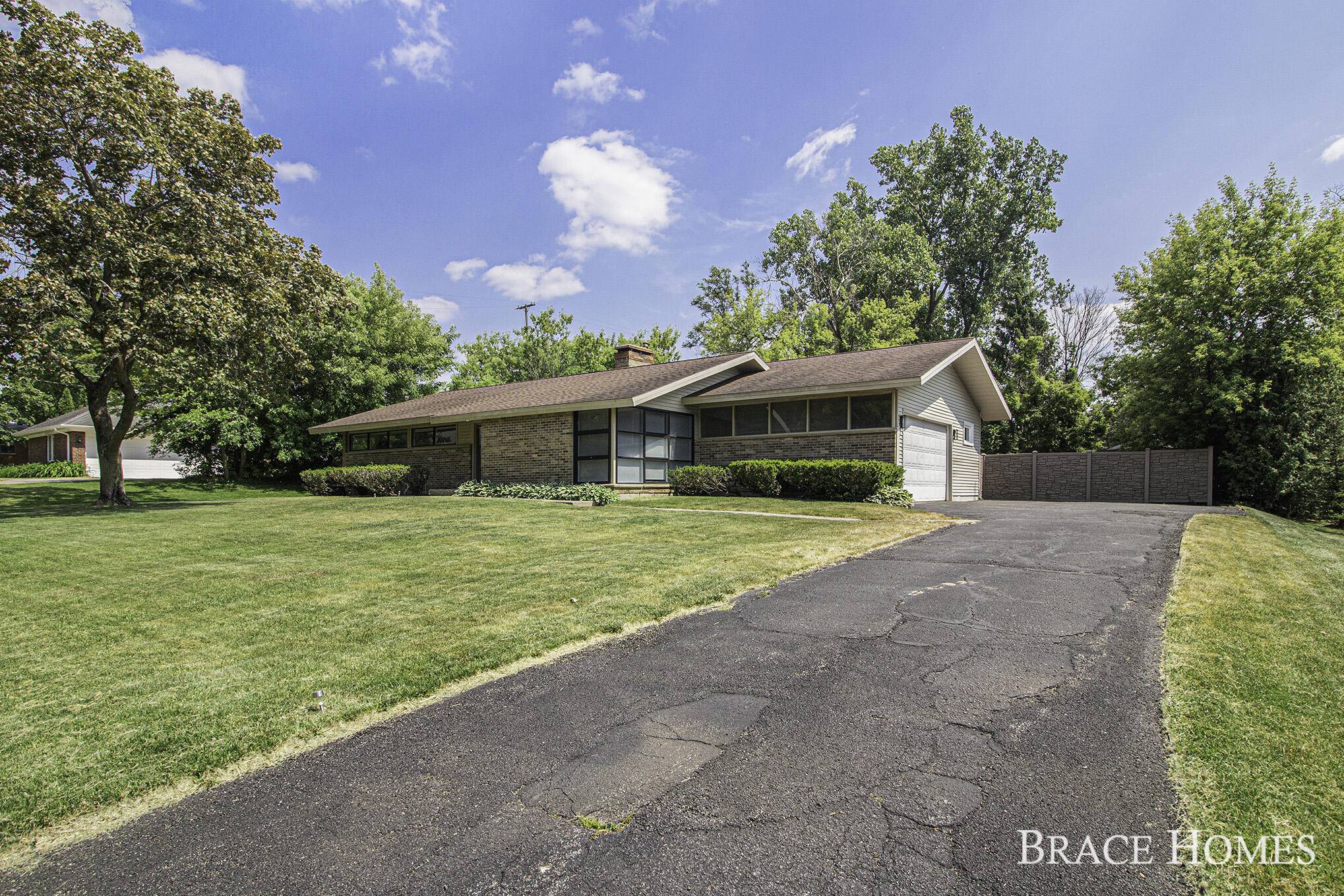 Grand Rapids, MI 49546,3414 Ashton SE Road