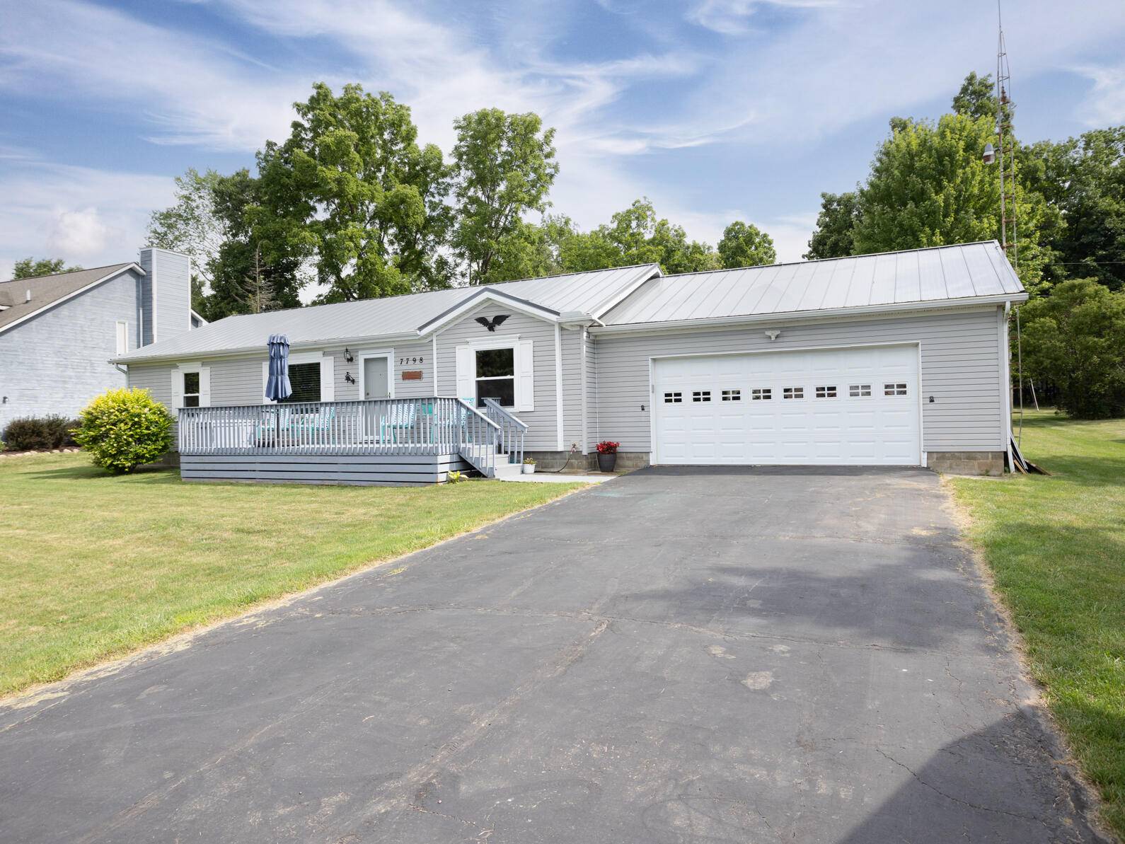 Onsted, MI 49265,7798 KINGSLEY Drive