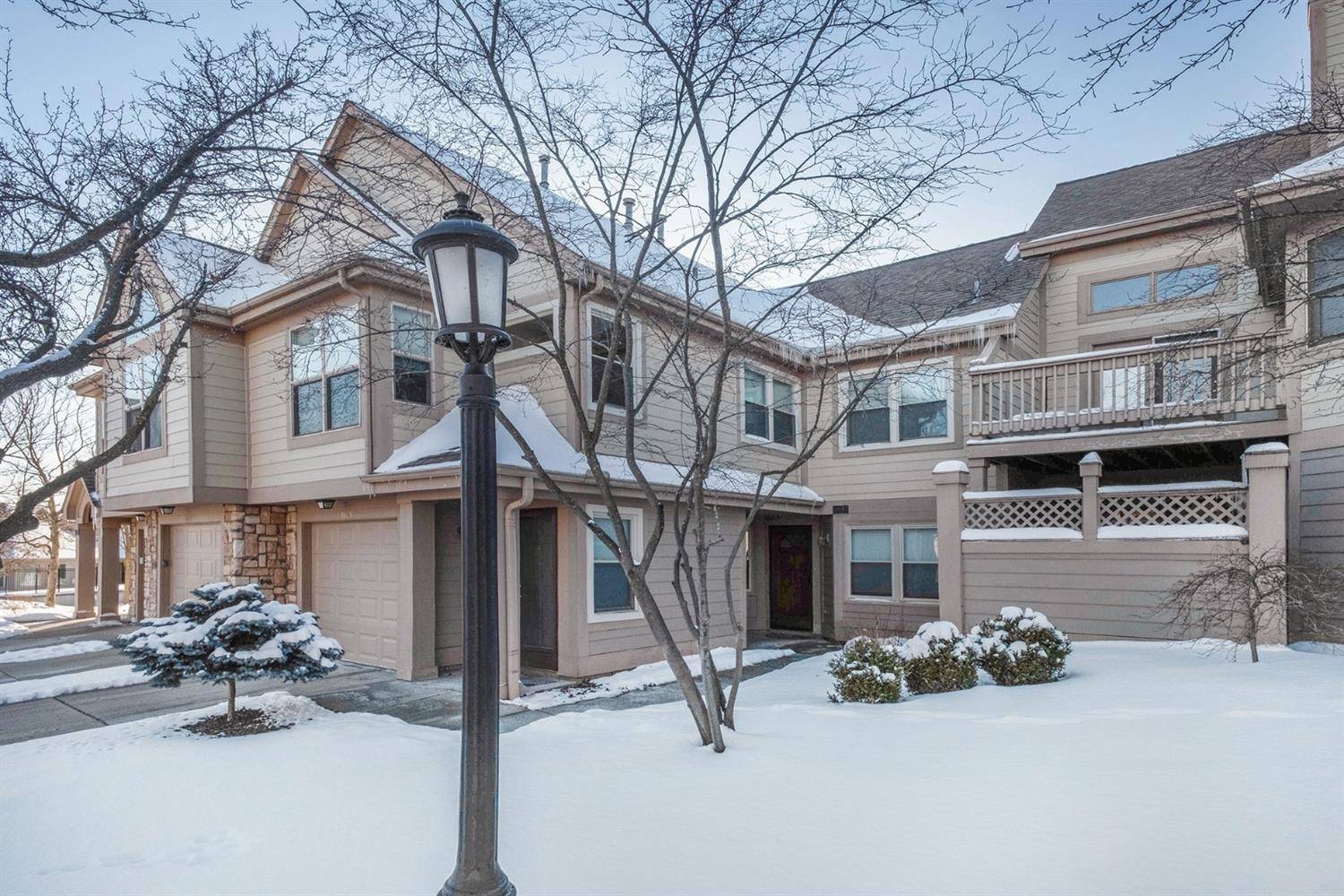 Ann Arbor, MI 48108,1653 Coburn Drive #8