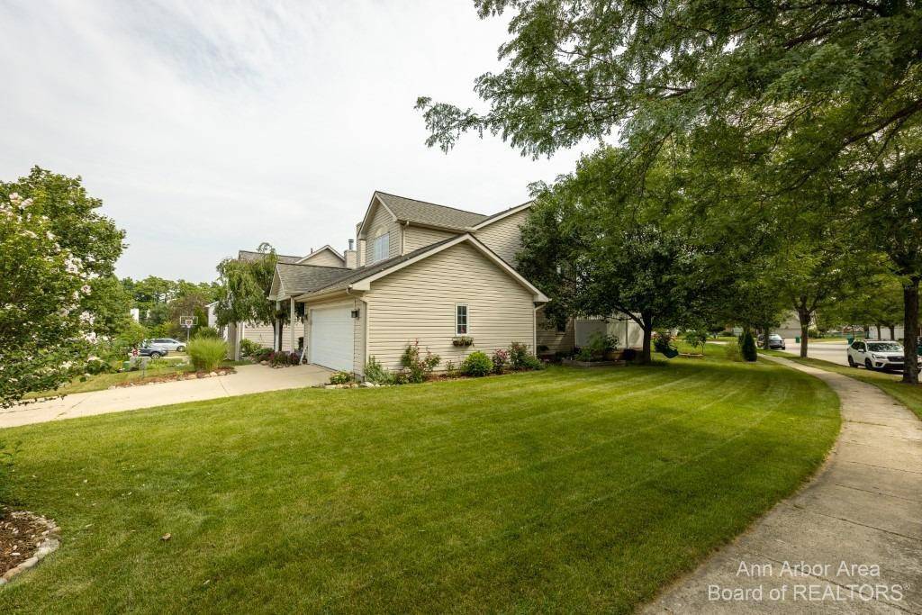 Saline, MI 48176,1420 Maplewood Drive