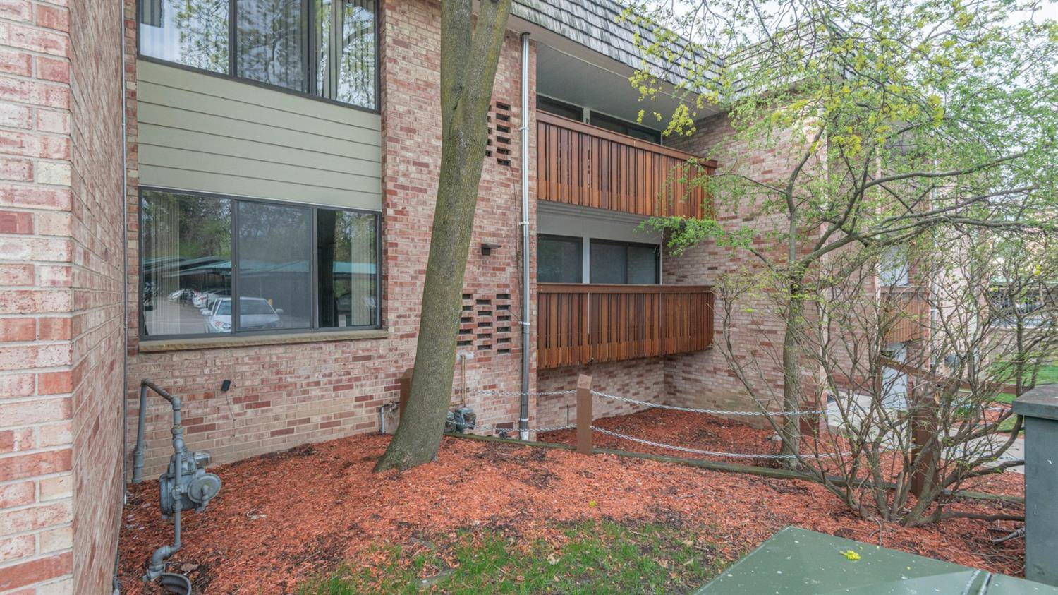 Ann Arbor, MI 48103,2124 Pauline Boulevard #206