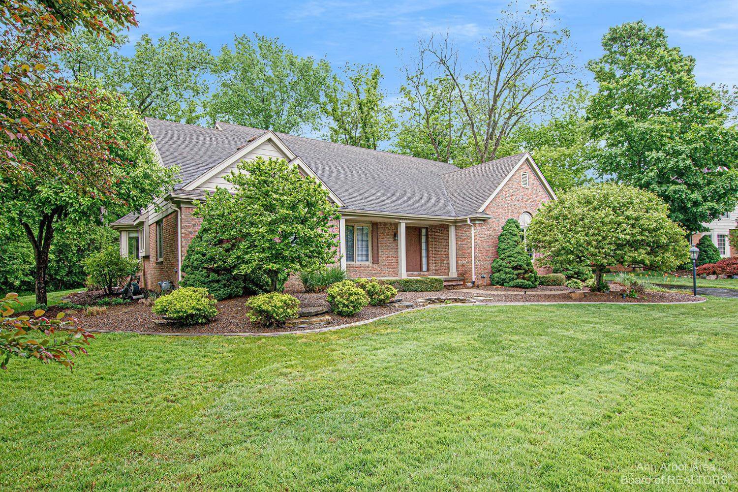 Northville, MI 48168,16109 Maplewood Court