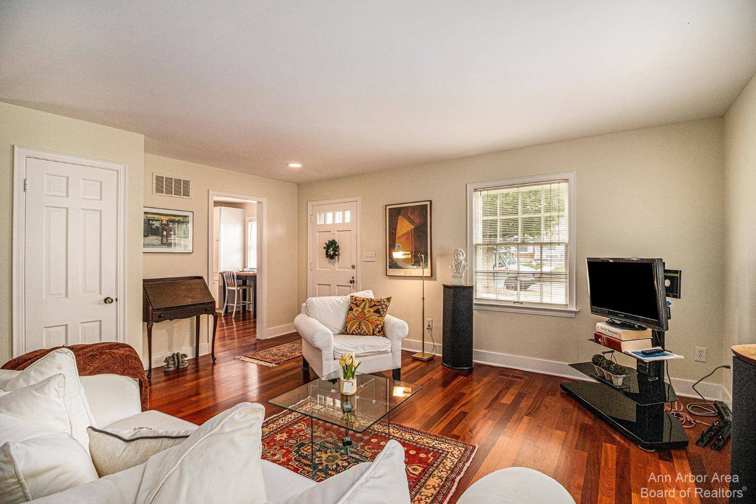 Ann Arbor, MI 48103,1803 Charlton Avenue