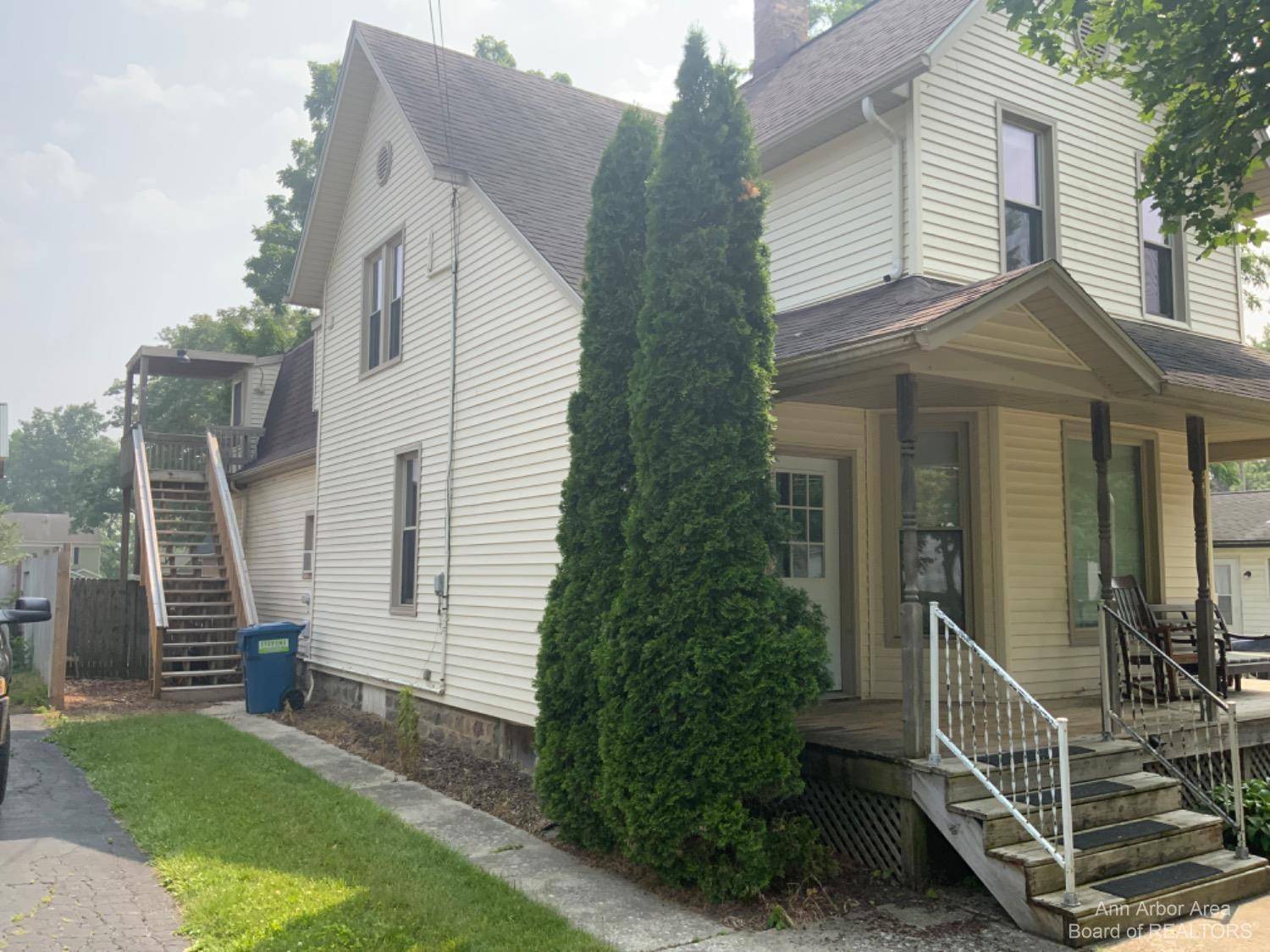 Clinton, MI 49236,317 W Franklin Street