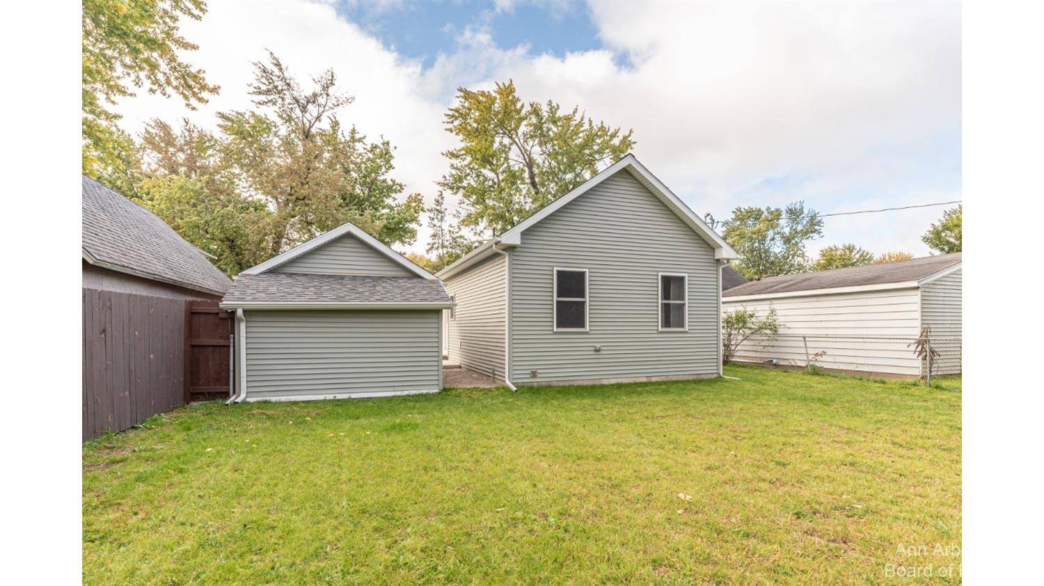 Milan, MI 48160,521 Ideal Street
