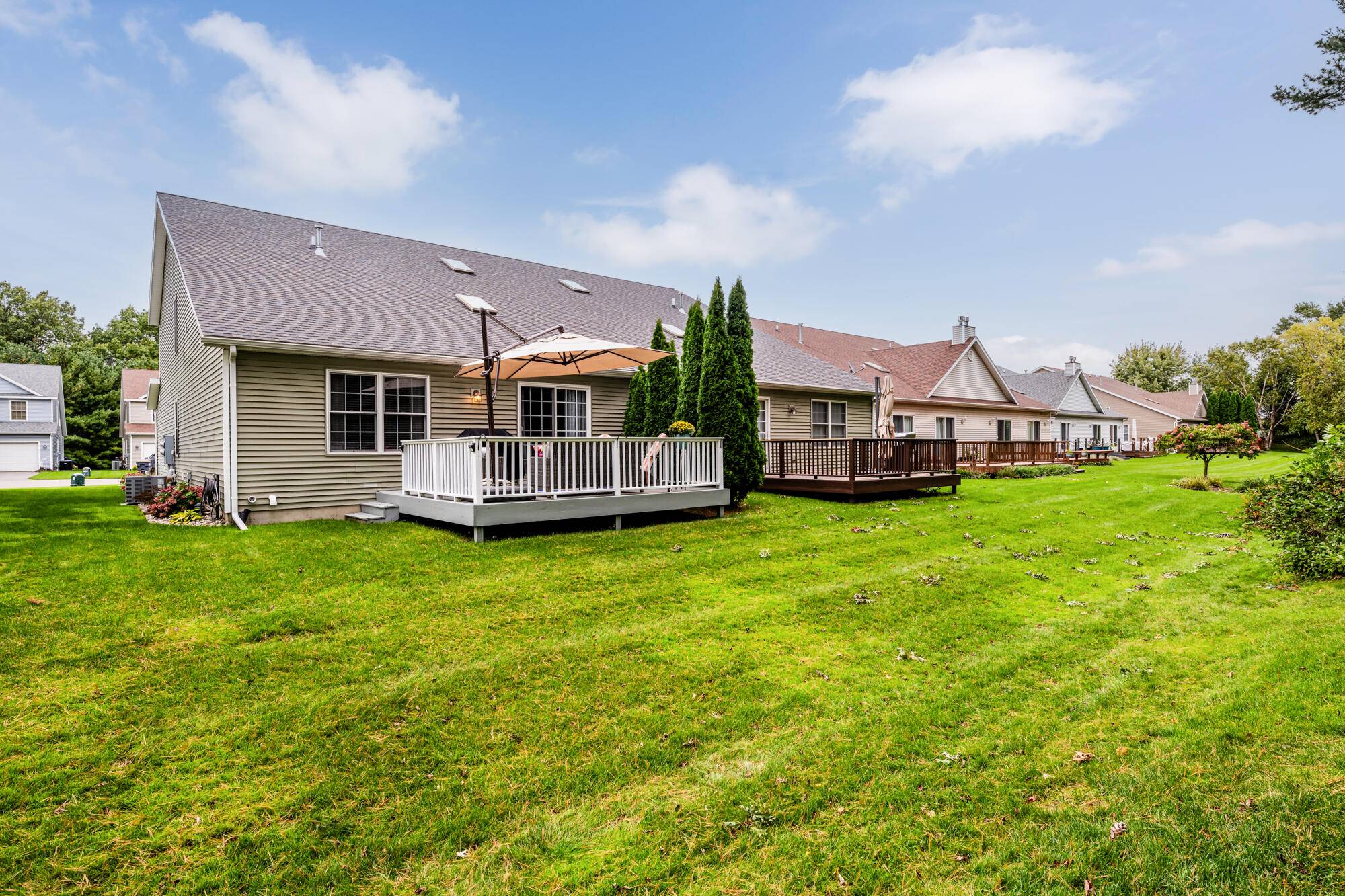 St. Joseph, MI 49085,2544 Holiday House Road #8