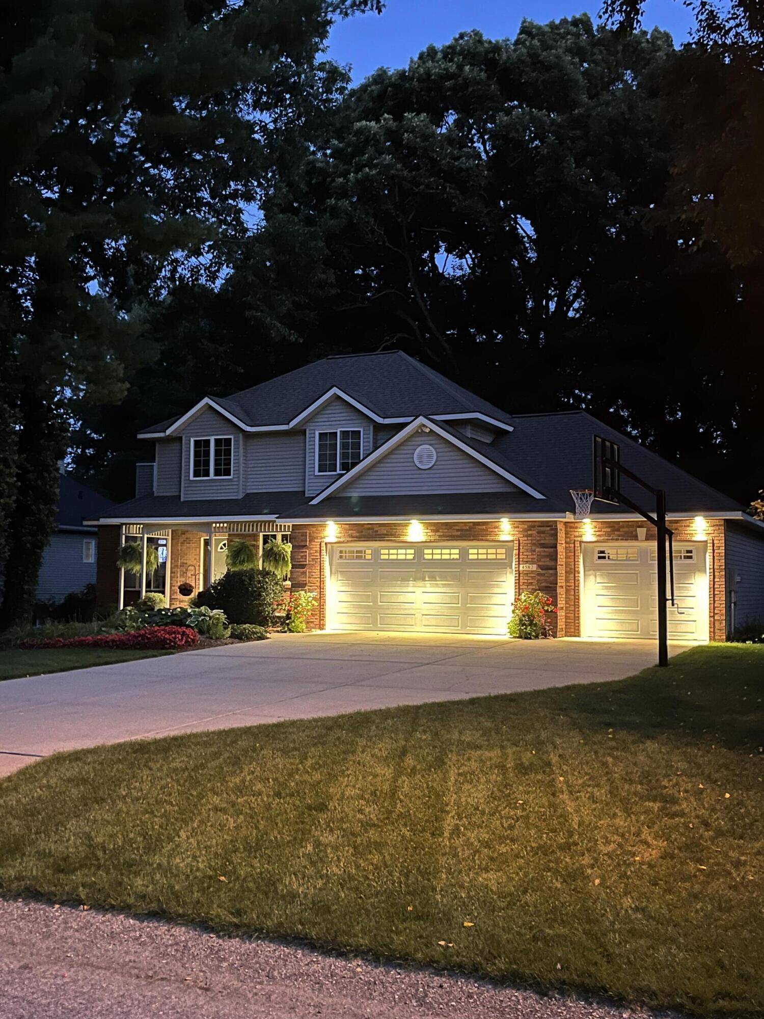 Hudsonville, MI 49426,4582 Hidden Ridge Drive