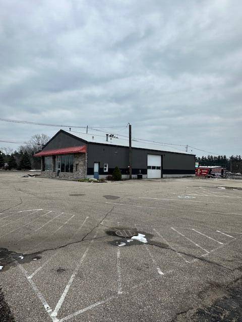 Holland, MI 49424,238 120th Avenue