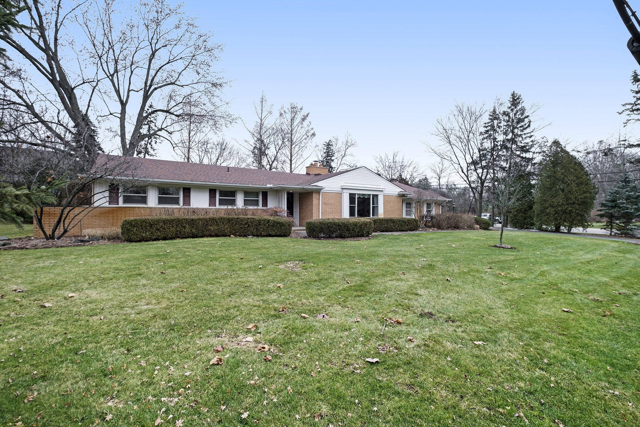 Bloomfield Hills, MI 48304,1299 Northover Drive