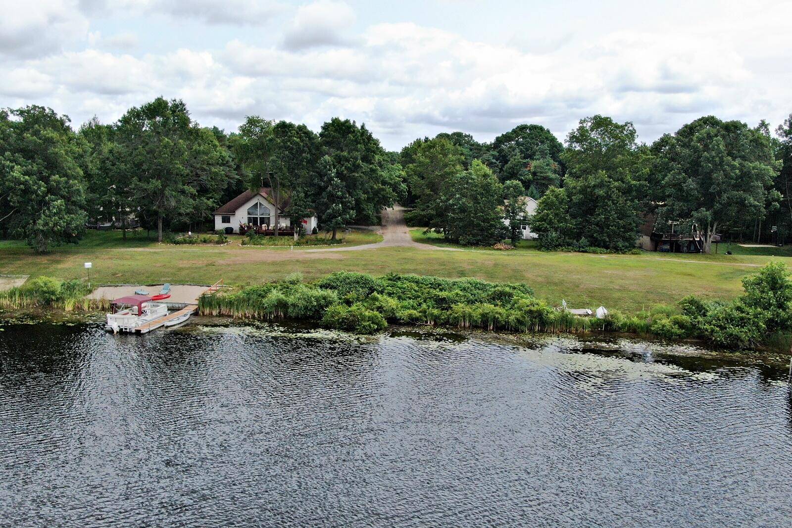 Canadian Lakes, MI 49346,10057 Mallard Drive