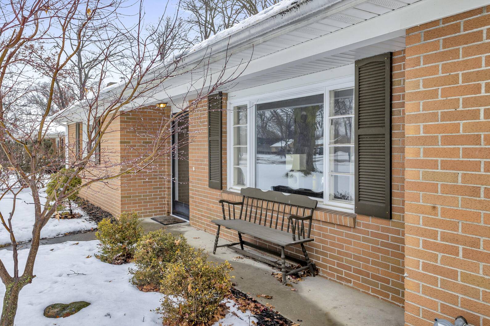 Jackson, MI 49203,1115 S Brown Street