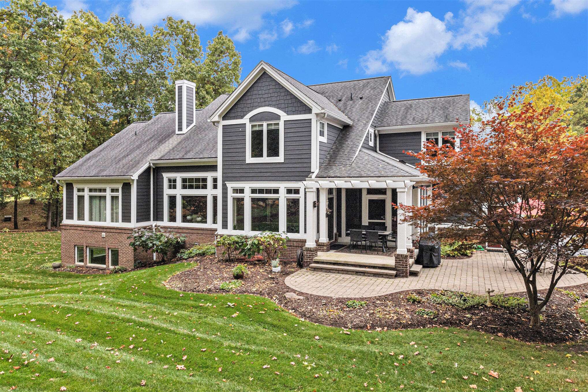 Brighton, MI 48116,5533 Shady Knoll Court