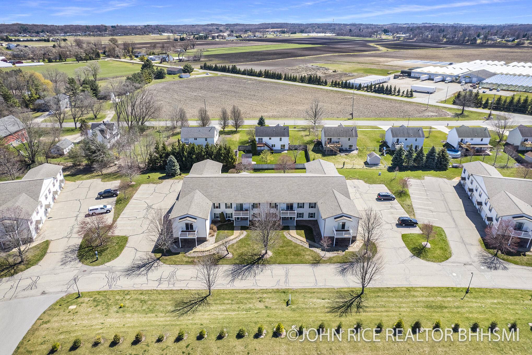 Hudsonville, MI 49426,5688 E Town Drive #1