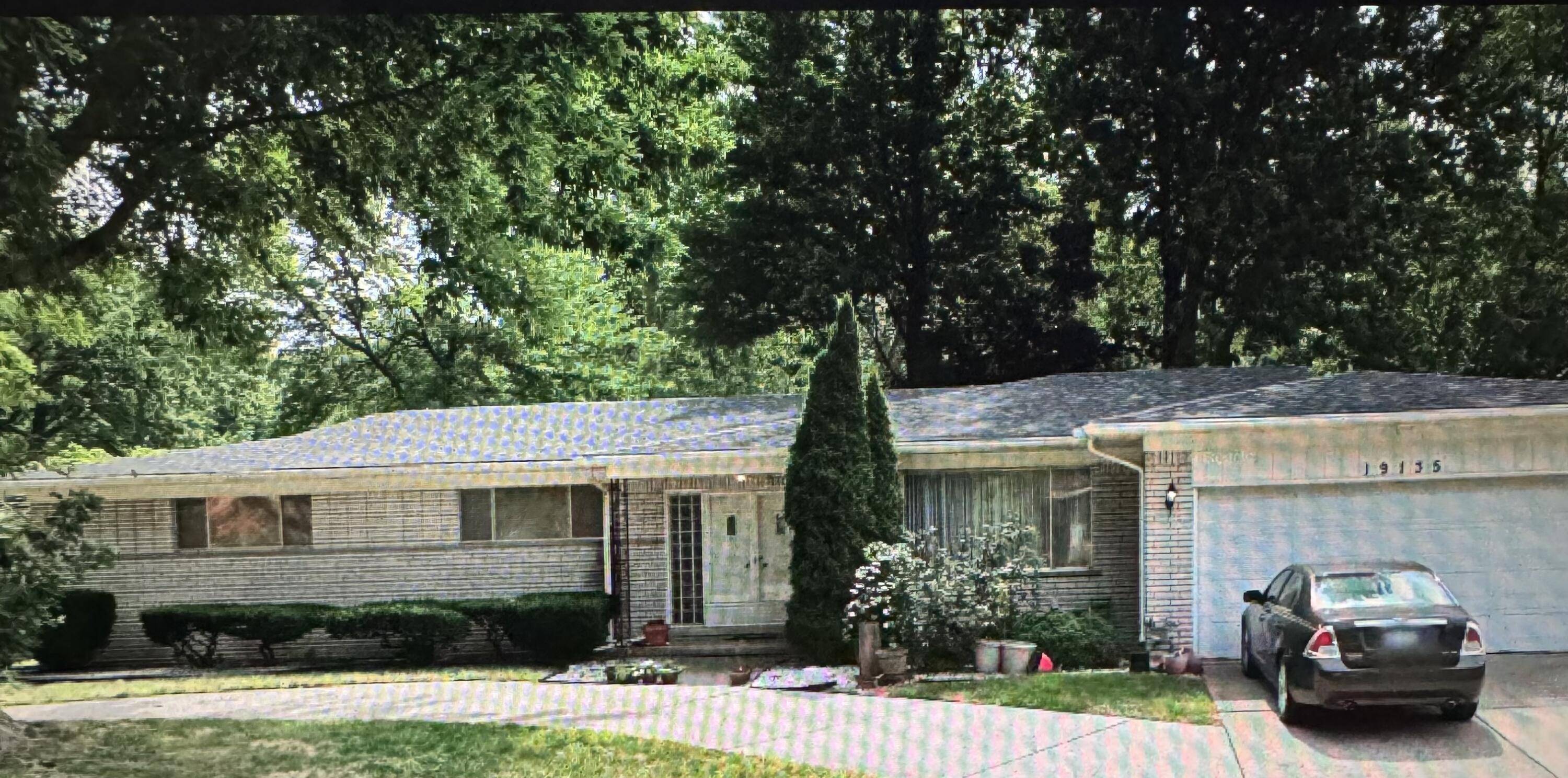 Southfield, MI 48075,19135 Birchridge Street