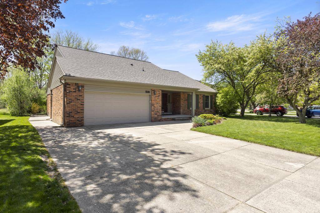 Troy, MI 48085,5181 Orchard Crest