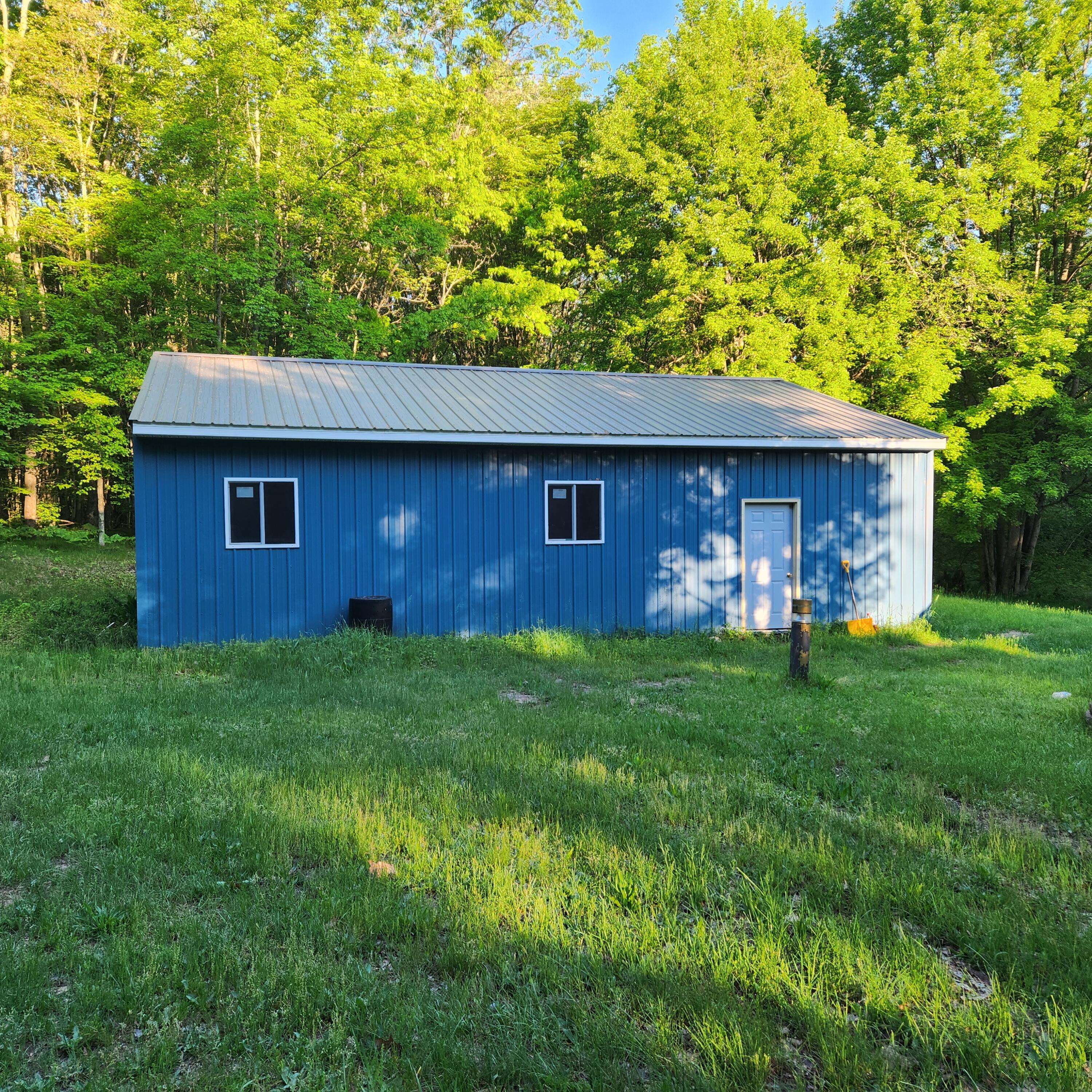 Bitely, MI 49309,772 E Sandy Hill Lane