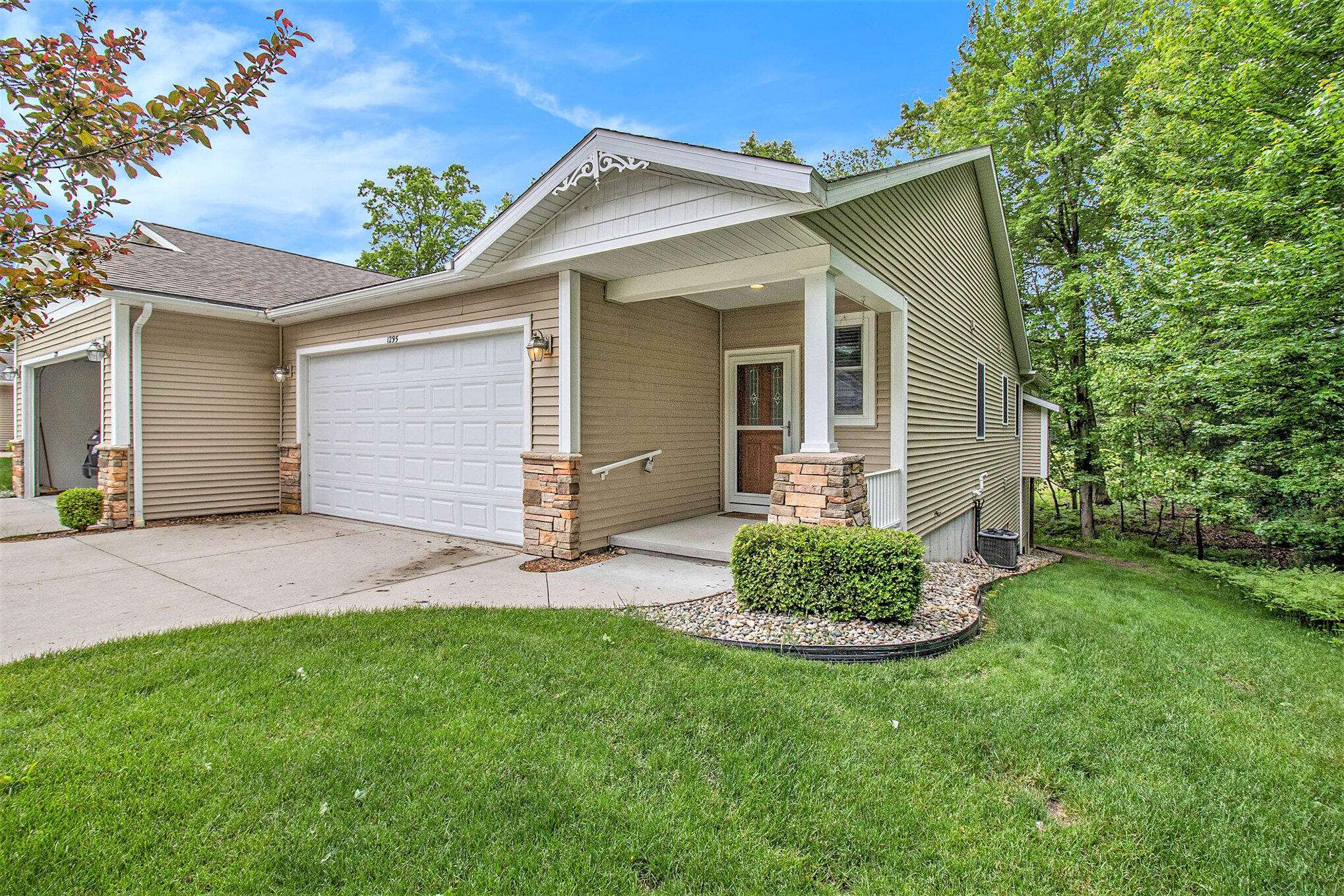 Ludington, MI 49431,1295 Blue Heron Drive