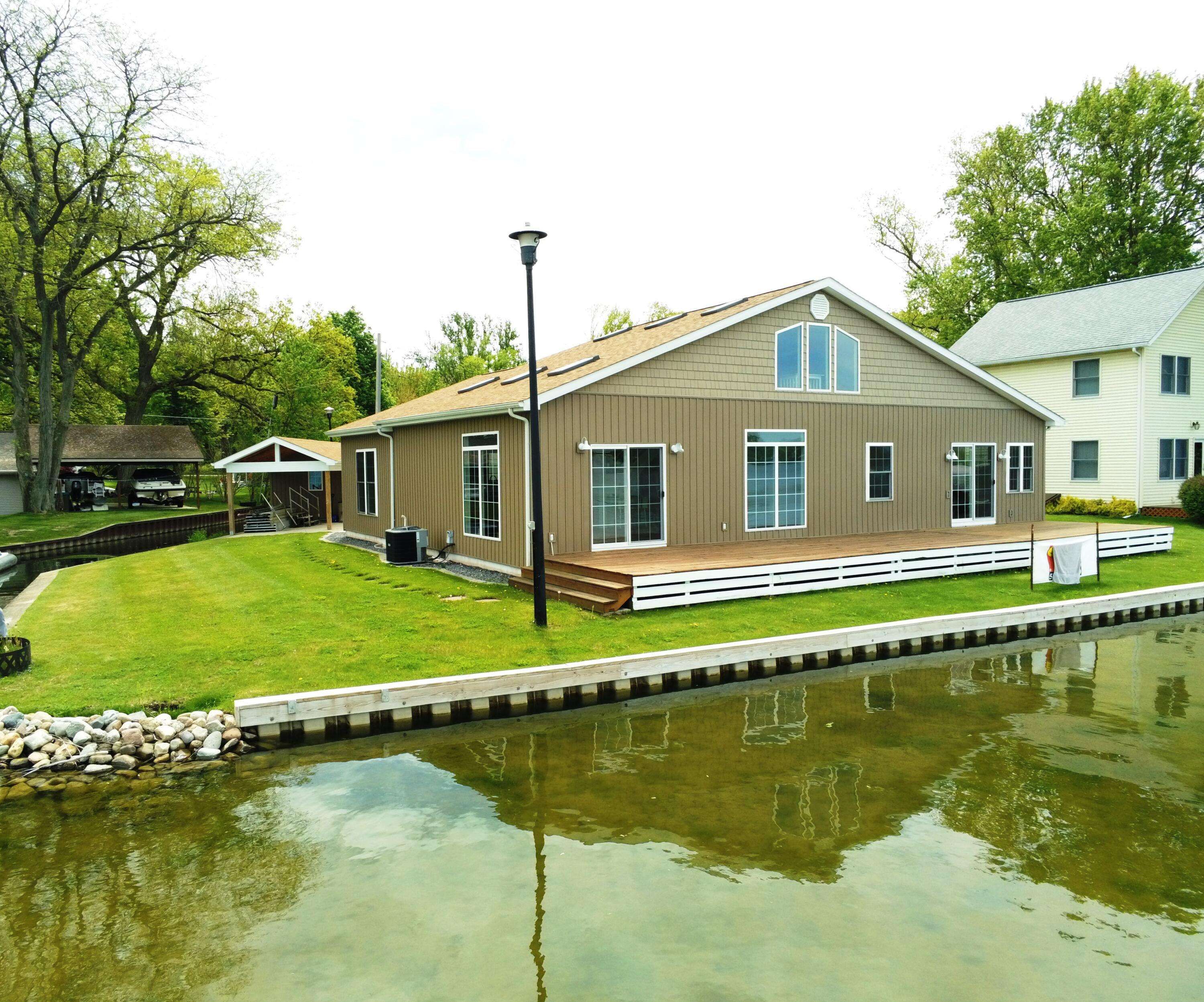 Quincy, MI 49082,216 Sandalwood Drive
