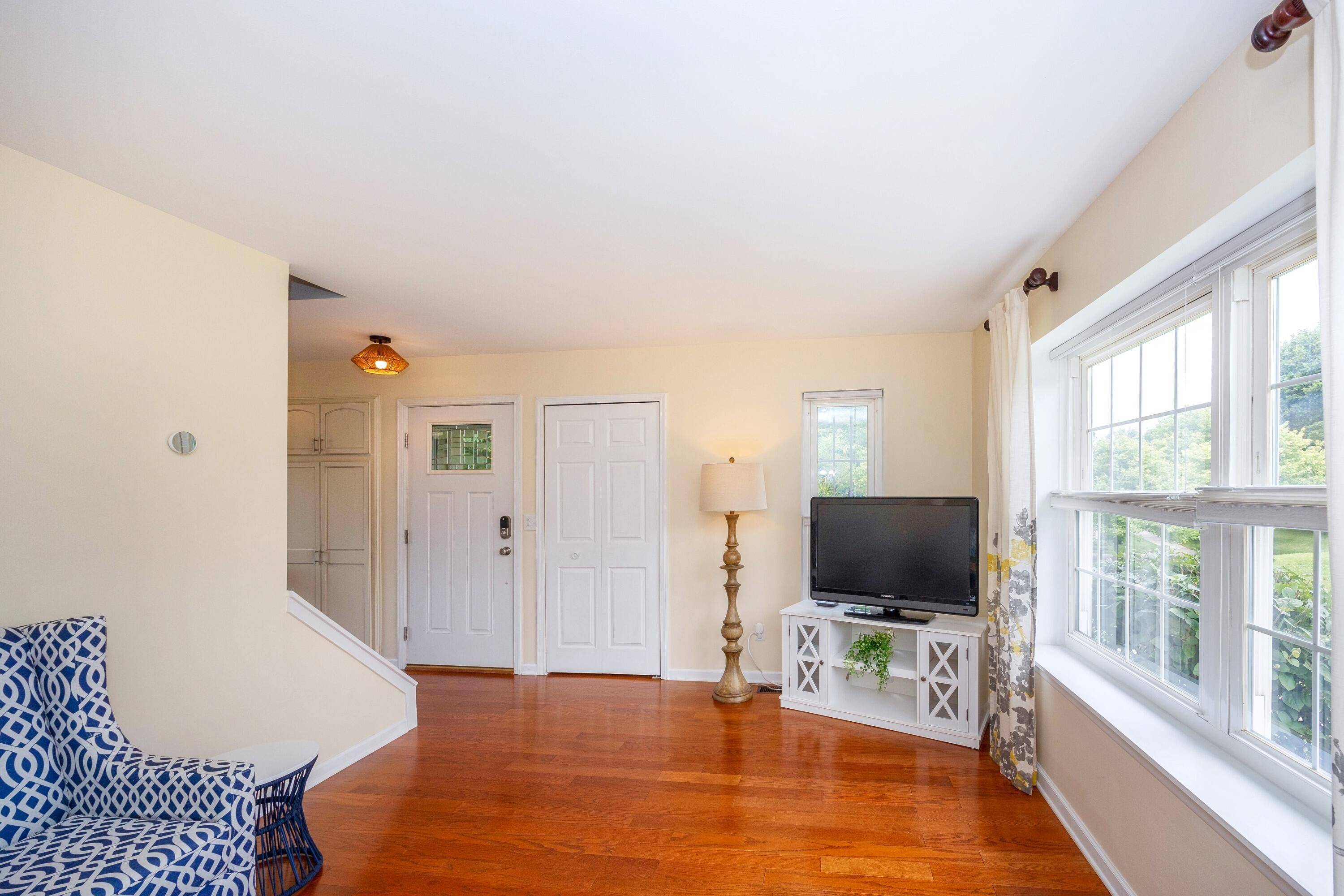 Ann Arbor, MI 48104,2806 Bombridge Court