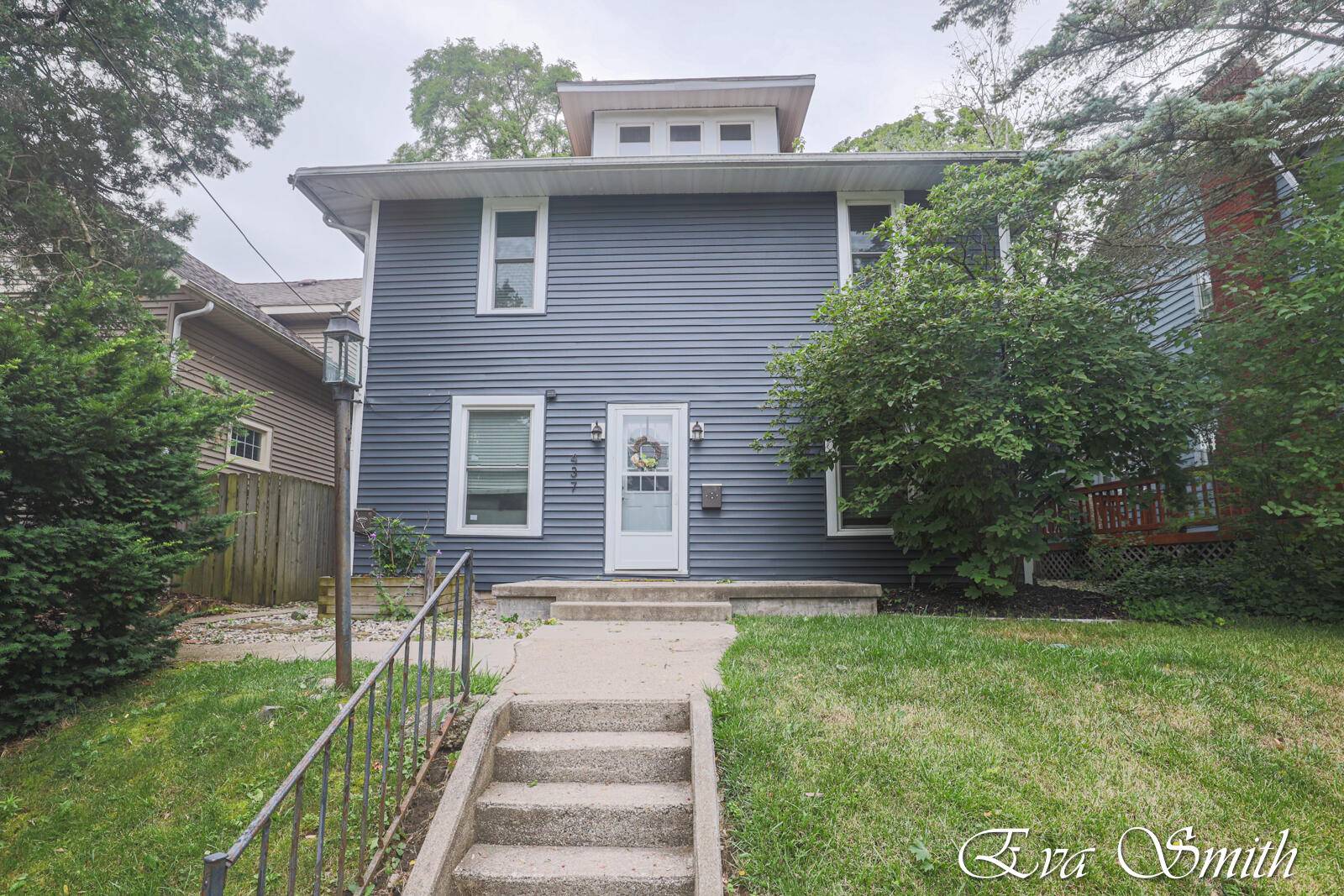 Grand Rapids, MI 49506,437 Rosewood SE Avenue