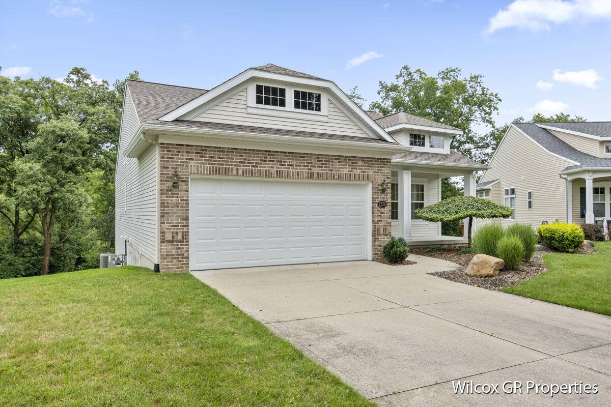 Ada, MI 49301,1274 Dogwood Meadows SE Drive