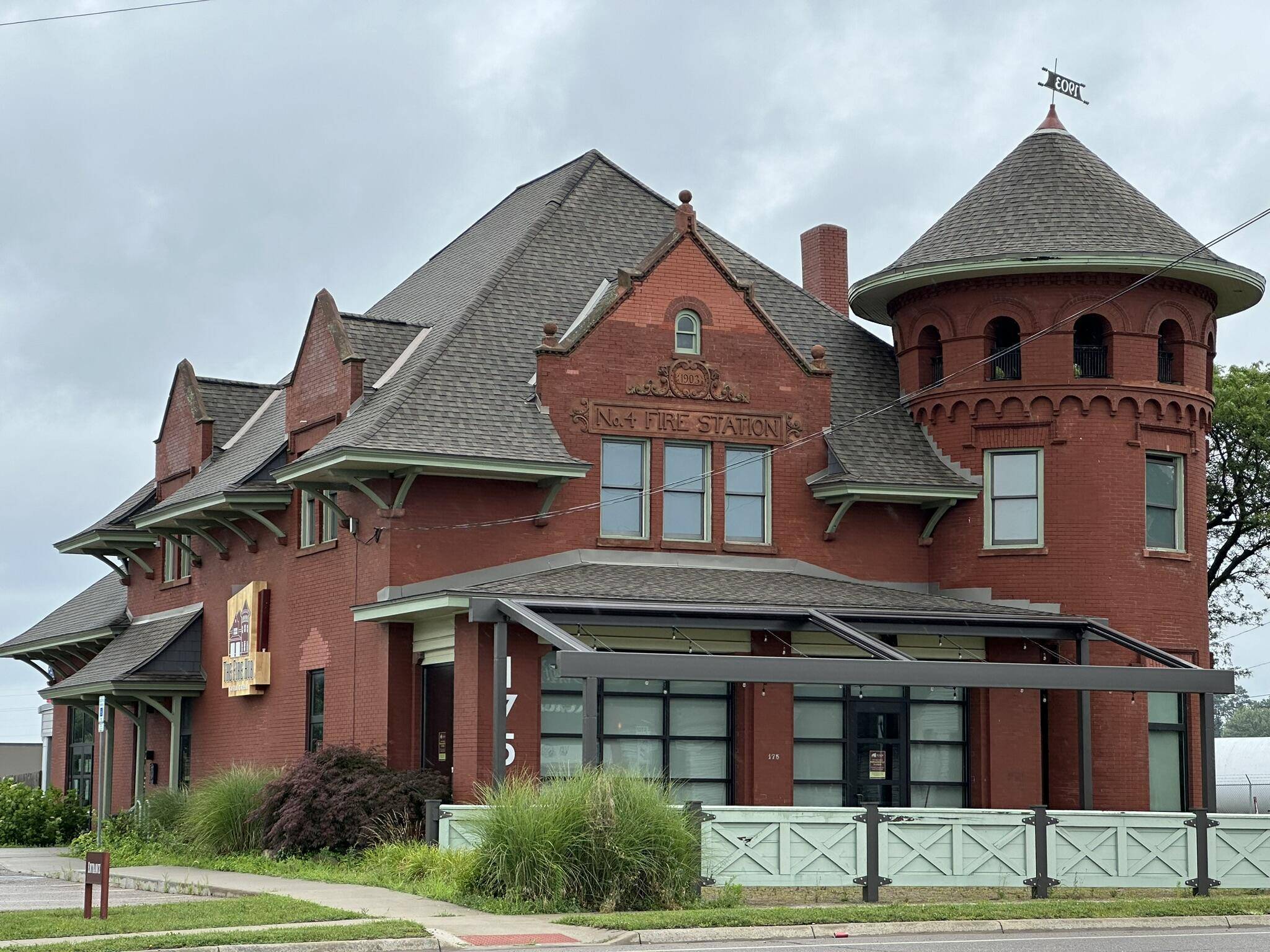 Battle Creek, MI 49037,175 S Kendall Street