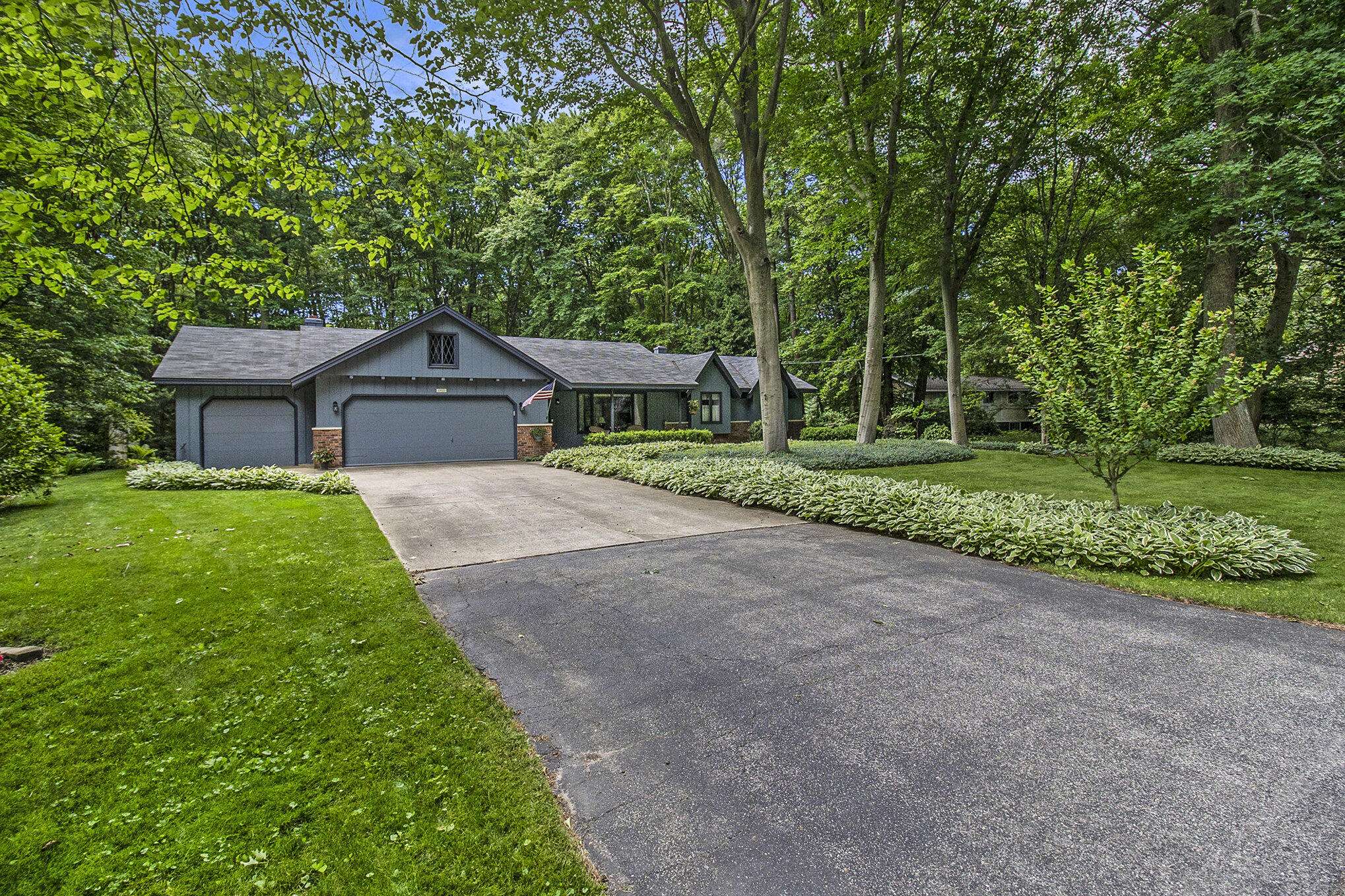 Holland, MI 49424,3931 Vermae Drive