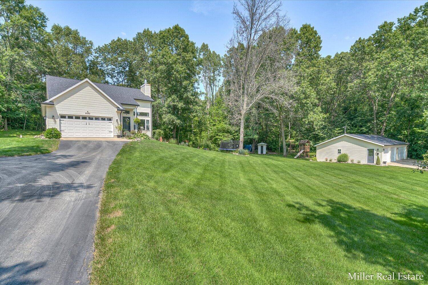 Middleville, MI 49333,5020 Roundtree Drive