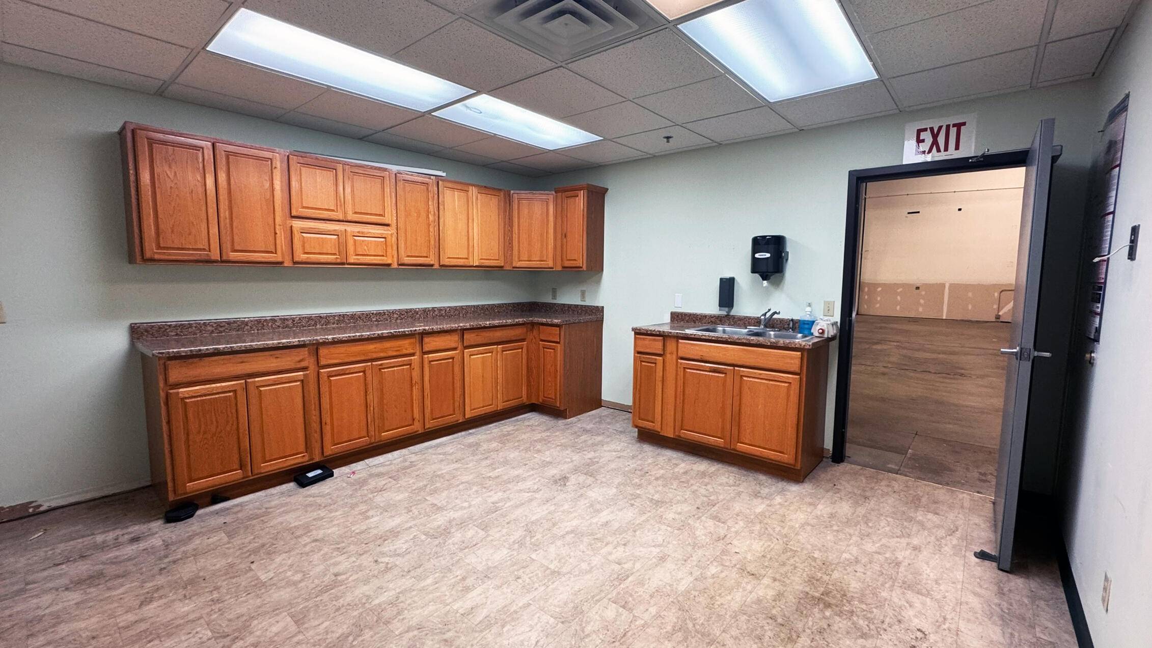 Kalamazoo, MI 49048,5111-5121 E Ml Avenue #B-15