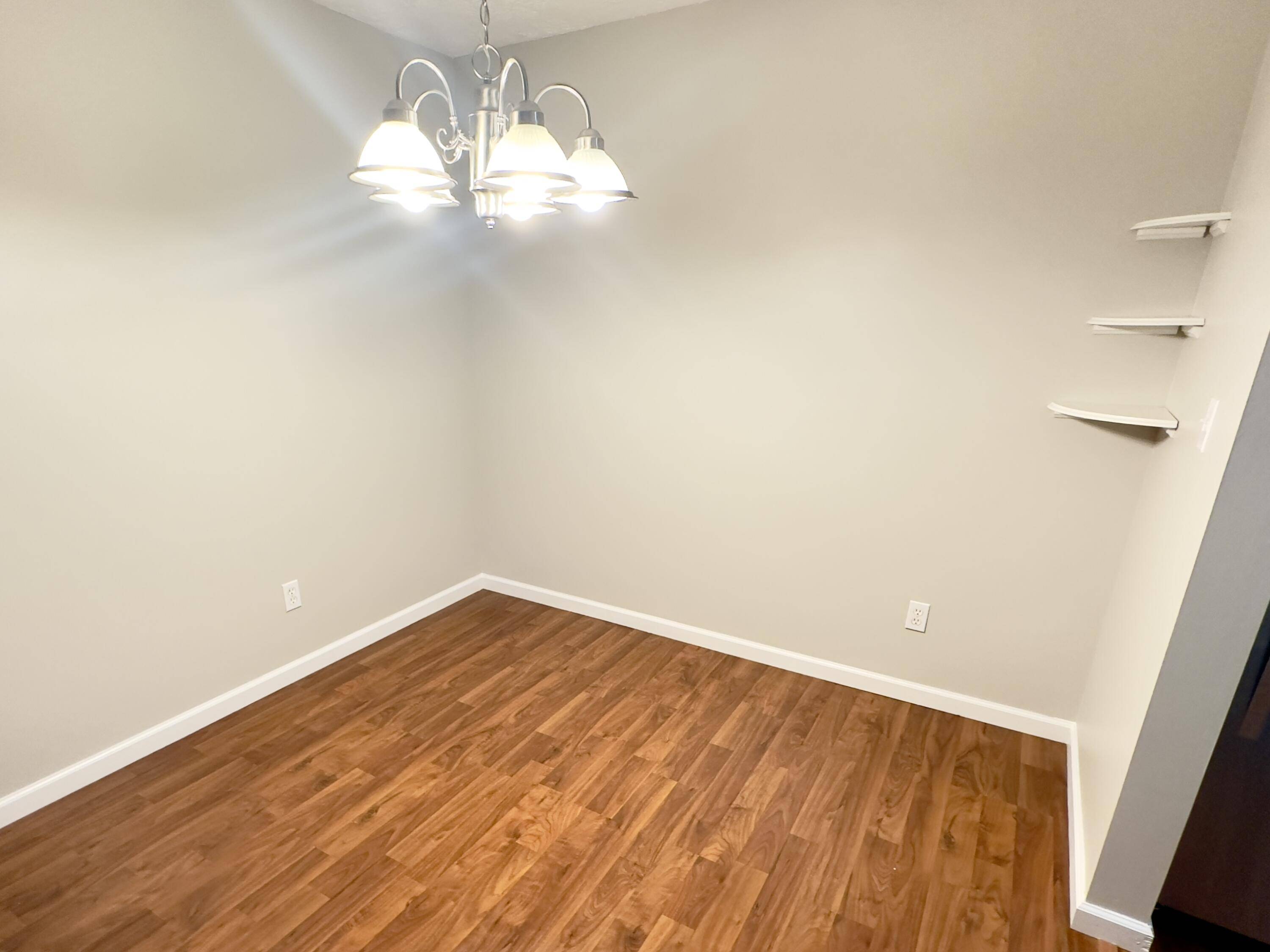 Northville, MI 48167,19255 Surrey Lane #41