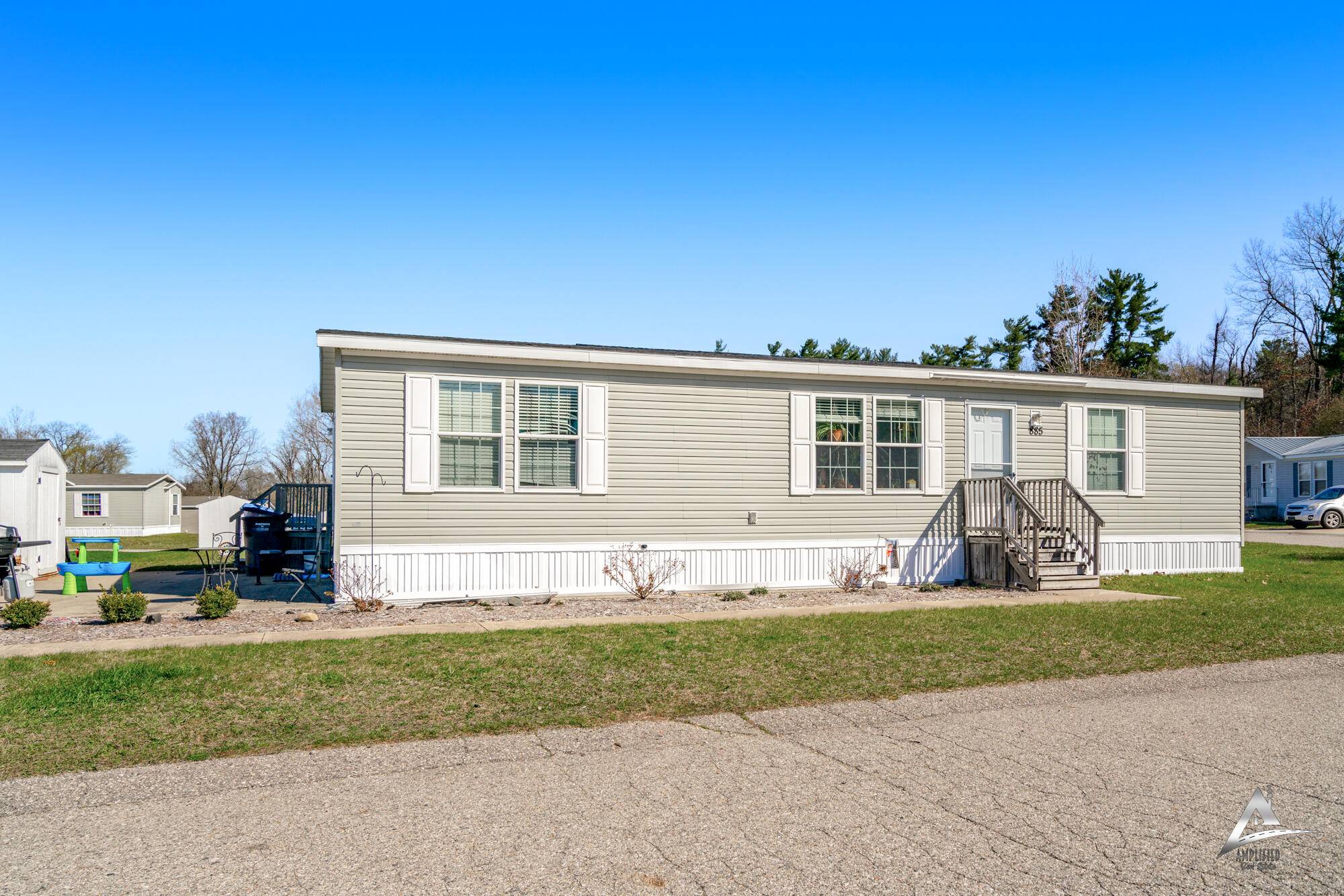 Middleville, MI 49333,885 Buttonwood Drive