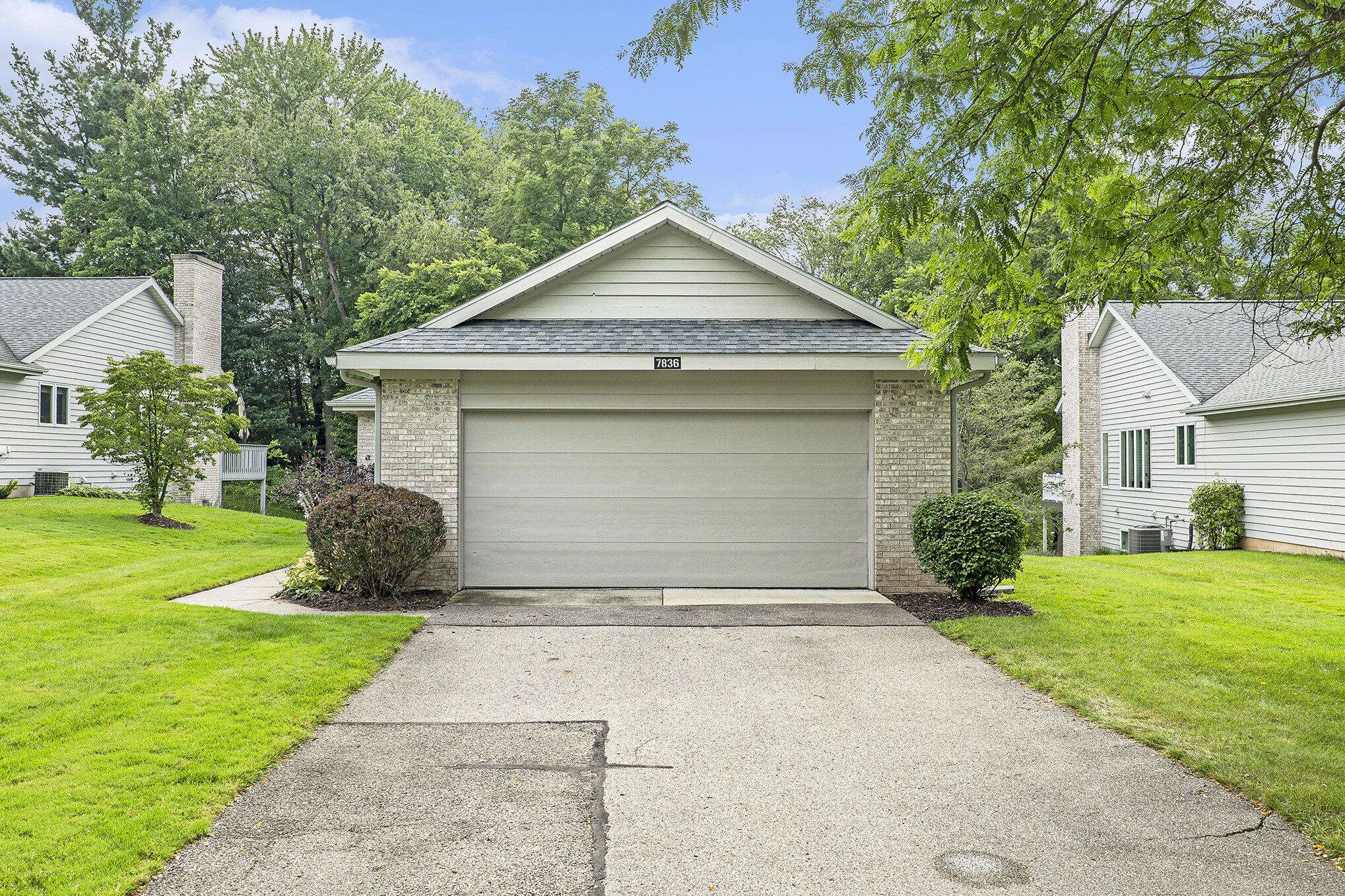 Rockford, MI 49341,7836 Oakmont NE Court